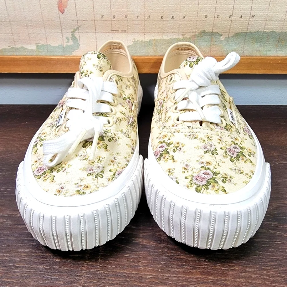 BRAND NEW Vans Sk8-Low "Limited" Floral Rubber Sole Women's Size 8.0 - Picture 3 of 7